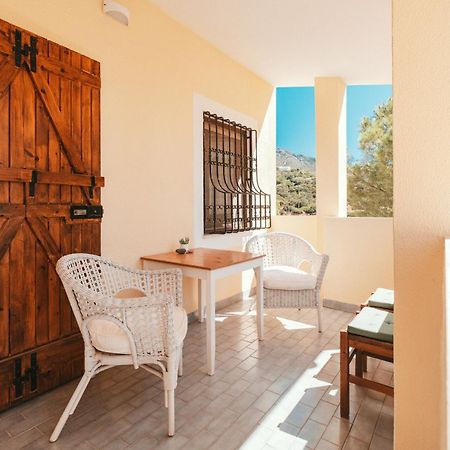 Villa Bella Salmagi - Surya Sardinia Holidays & Yoga Capitana Dış mekan fotoğraf